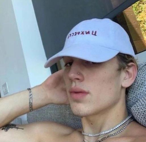 6686体育高级作者阳光一夏