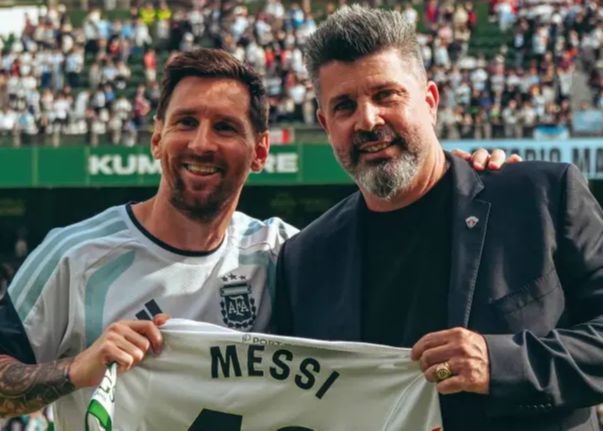 مدرب إلتشي: شكرا جزيلا للمنتخب الأرجنتيني على حضوره التدريبات وأرحب بانضمام ميسي للفريق في المستقبل