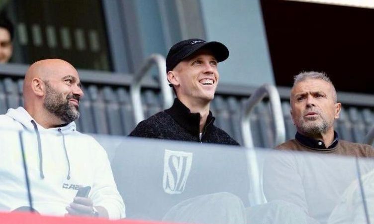 عالم الرياضة: غاب أولمو عن مباراة الكلاسيكو بسبب الإصابة، وكان لديه الوقت لمشاهدة مباراة فريق برشلونة ب