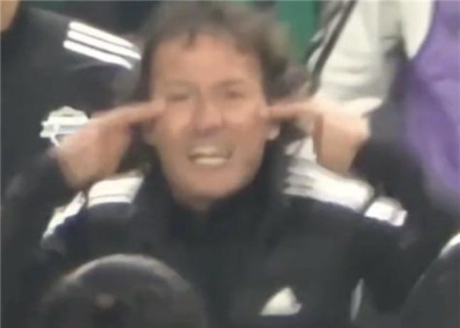 اتهمت رابطة حكام كرة القدم الكورية للمحترفين مساعد مدرب تشونبوك بالتمييز العنصري بسبب إثارة ضجة حول الحكم.