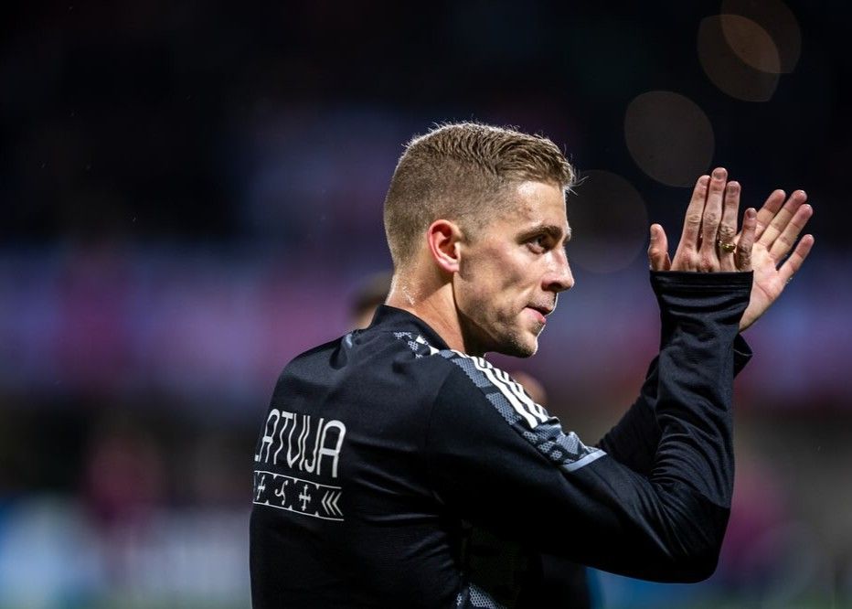 مهاجم لاتفيا: ربما دافعنا معظم الوقت، لكننا بذلنا قصارى جهدنا لتحقيق الفوز في المباراة النهائية