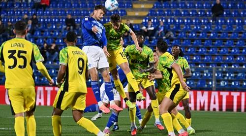 كومو vs ساسولو