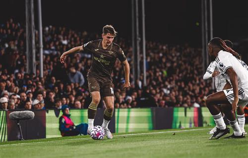 فولهام vs برينتفورد