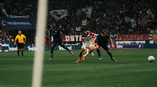 النتيجة التاريخية لمباراة آينتراخت فرانكفورت وبوخوم