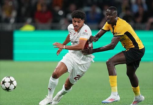 جونيور بويز vs غلطة سراي