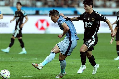 نجوم الدوري الكوري vs توتنهام هوتسبير