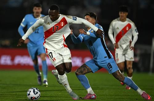 أوروغواي ضد بيرو