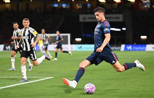 أرسنال vs نيوكاسل يونايتد