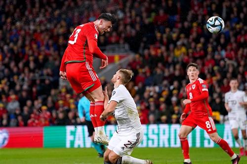 أرمينيا ضد ويلز