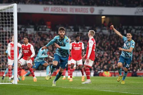 ساوثامبتون ضد بورنموث