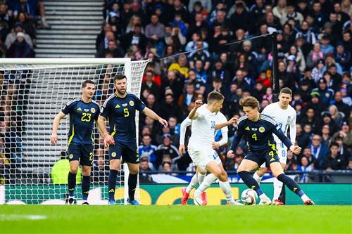 اسكتلندا ضد أيسلندا