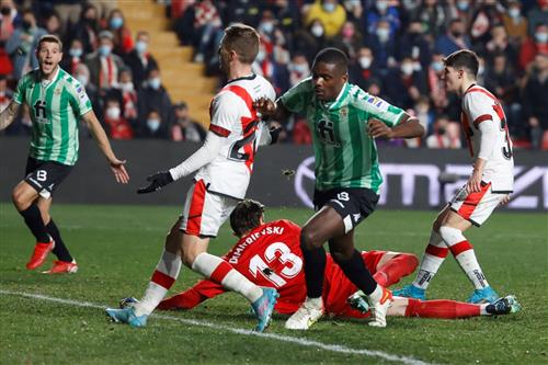 رايو فاليكانو vs ريال بيتيس