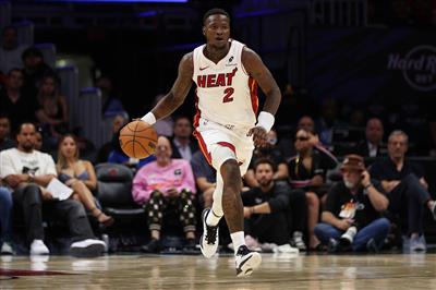 مراسل أمريكي: طبيب فريق هورنتس يقول إن روزير أصيب بالفعل في مباراة مثيرة للجدل، مع التصوير بالرنين المغناطيسي كدليل