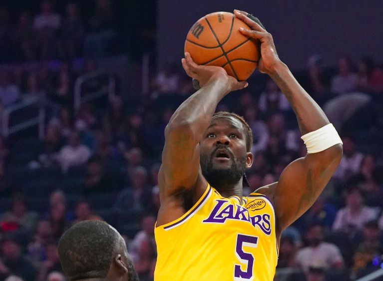 آيتون يتحدث عن الفوز: أجرينا الكثير من التعديلات الدفاعية، ثق في دونسيتش والمدرب