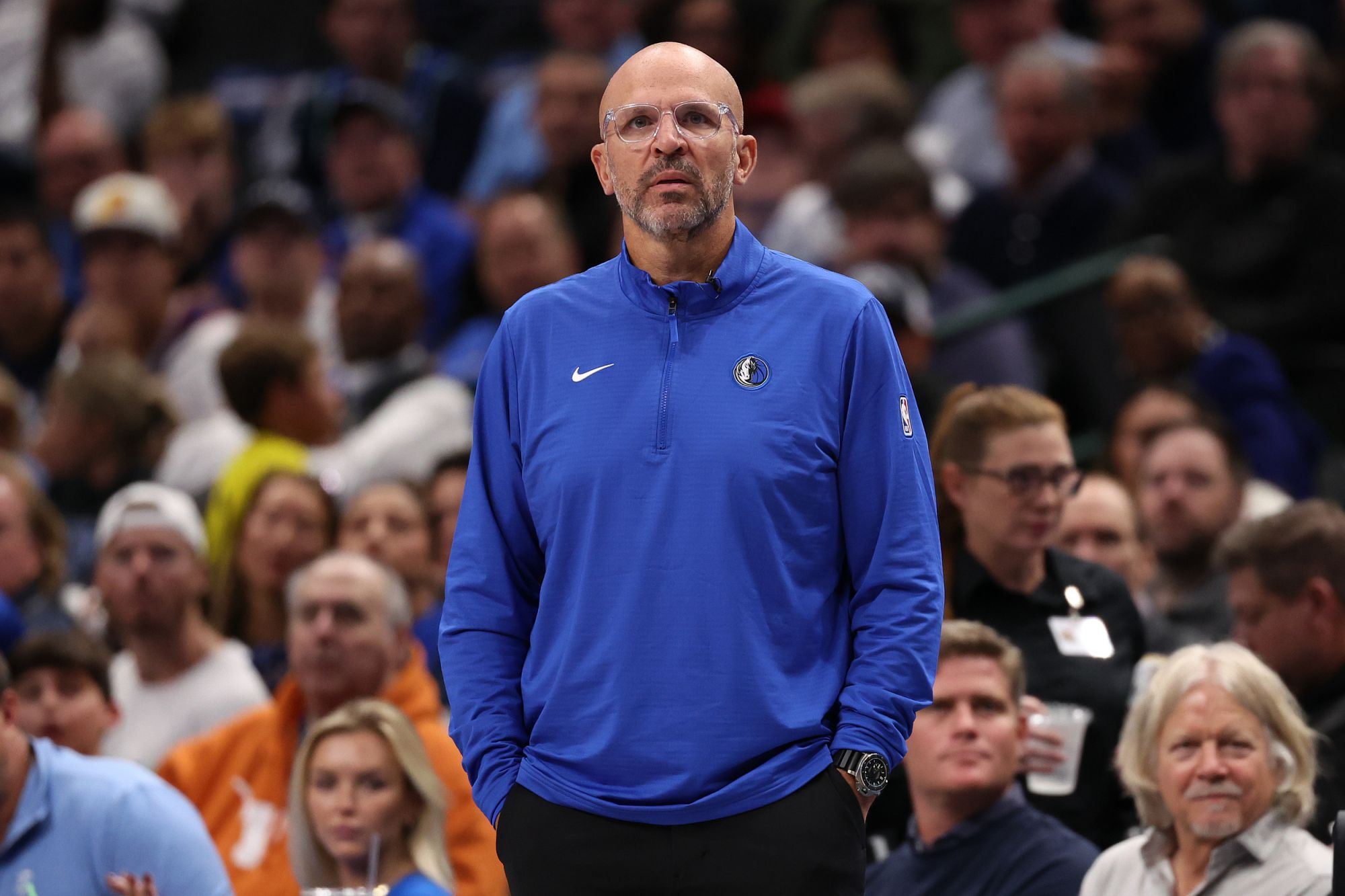 ما هو الخطأ؟ وتراجع مافريكس إلى قاع ترتيب القسم الغربي، مع أسوأ كفاءة هجومية ونقاط في المباراة الواحدة في الدوري.