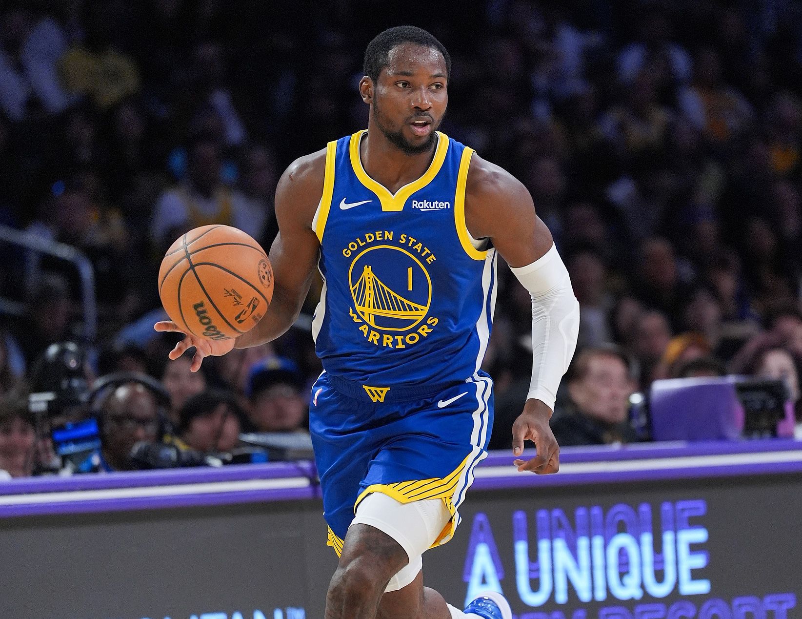 كومينجا يلعب احتياطيا! كول: الأمر لا يتعلق بلاعب واحد، بل بالفريق بأكمله